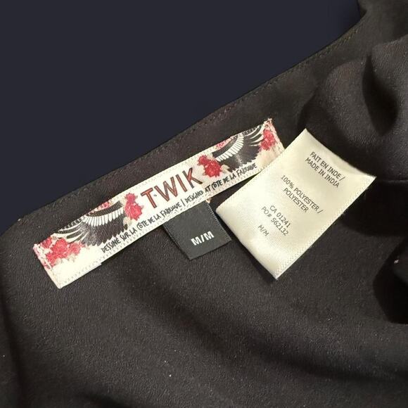 Twik by Simons Black & Pink Floral Pattern Flutter Sleeve Dark Femme Maxi Dress - Picture 8 of 8